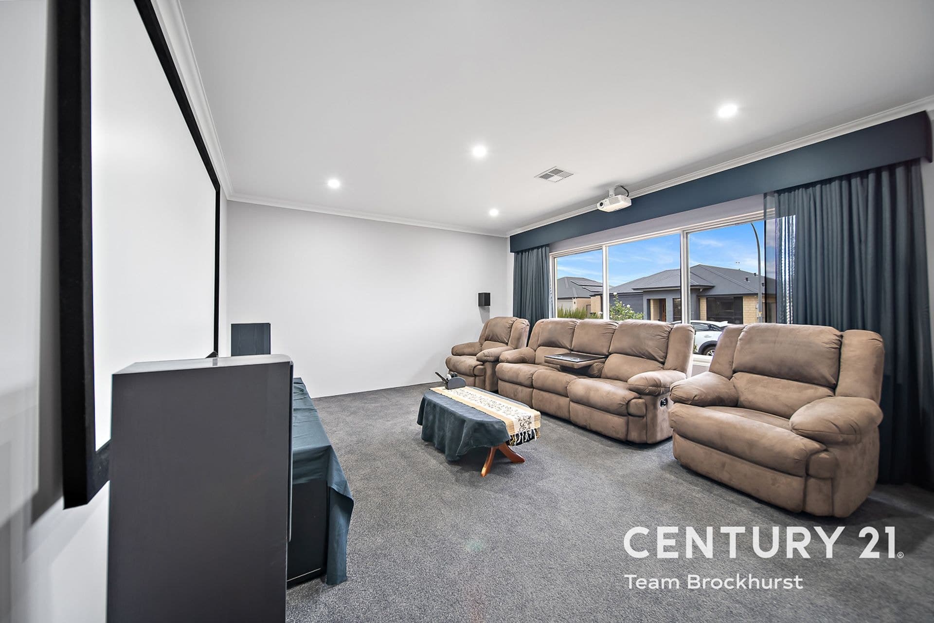 7/10 Warton Rd, Huntingdale, WA, 6110, Whitby - Thumbnail 2