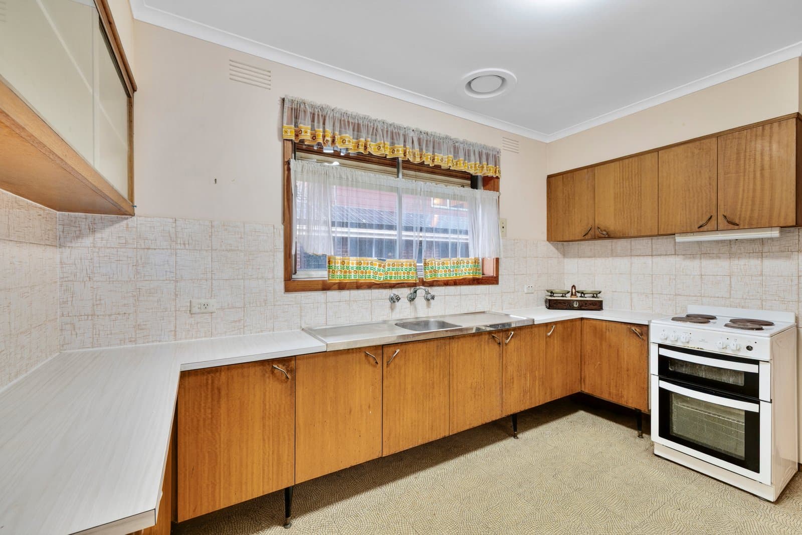 5 Simon Street, Clayton South, Clayton South - Thumbnail 4