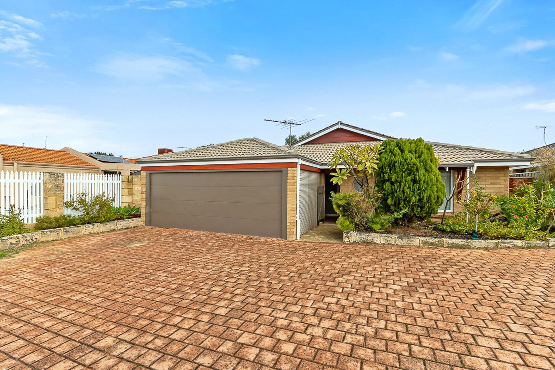 2B Rio Marina Way, Mindarie, WA, 6030, Mindarie - Thumbnail 2