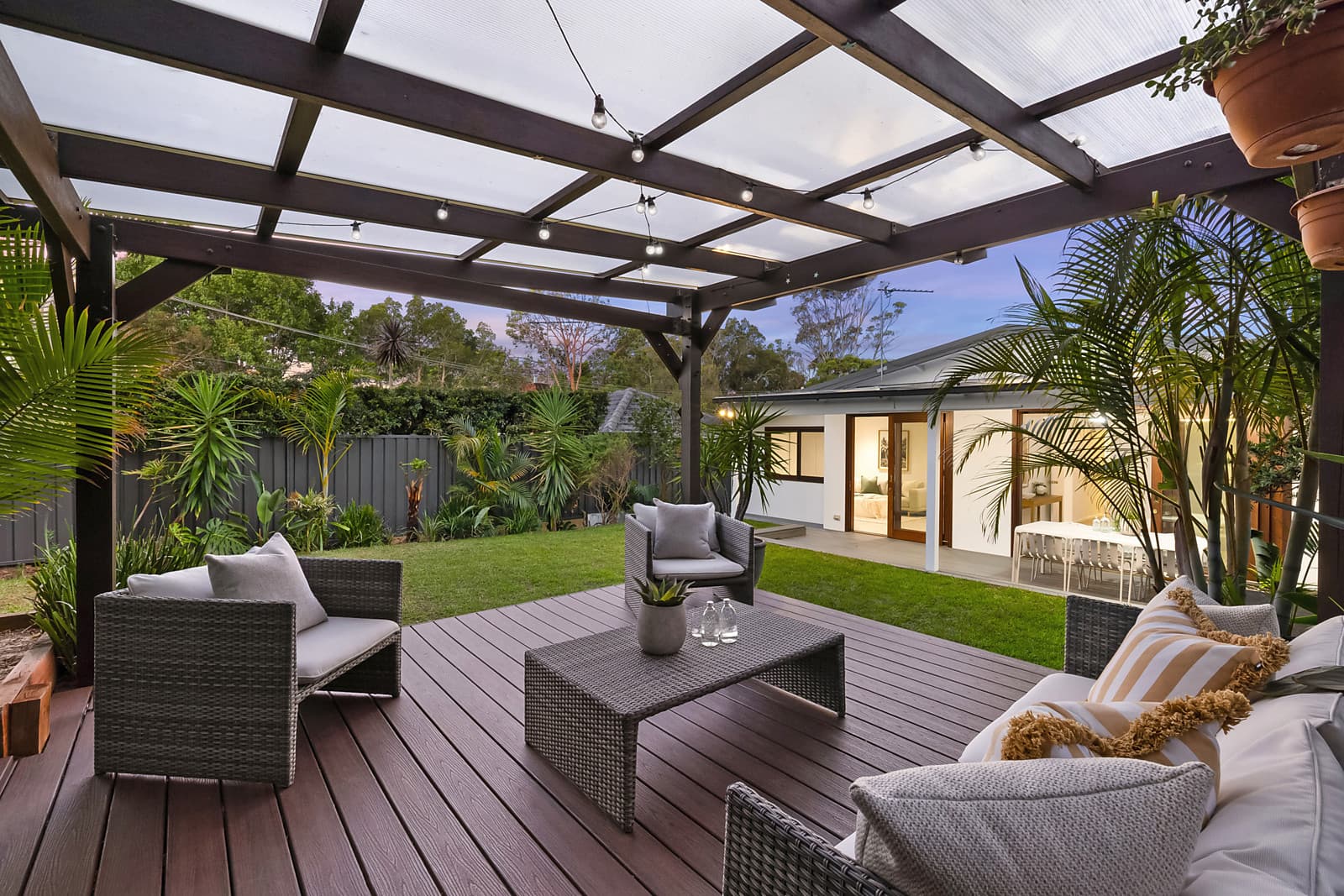 8 Pineview Avenue, Manly Vale, Manly Vale - Thumbnail 2