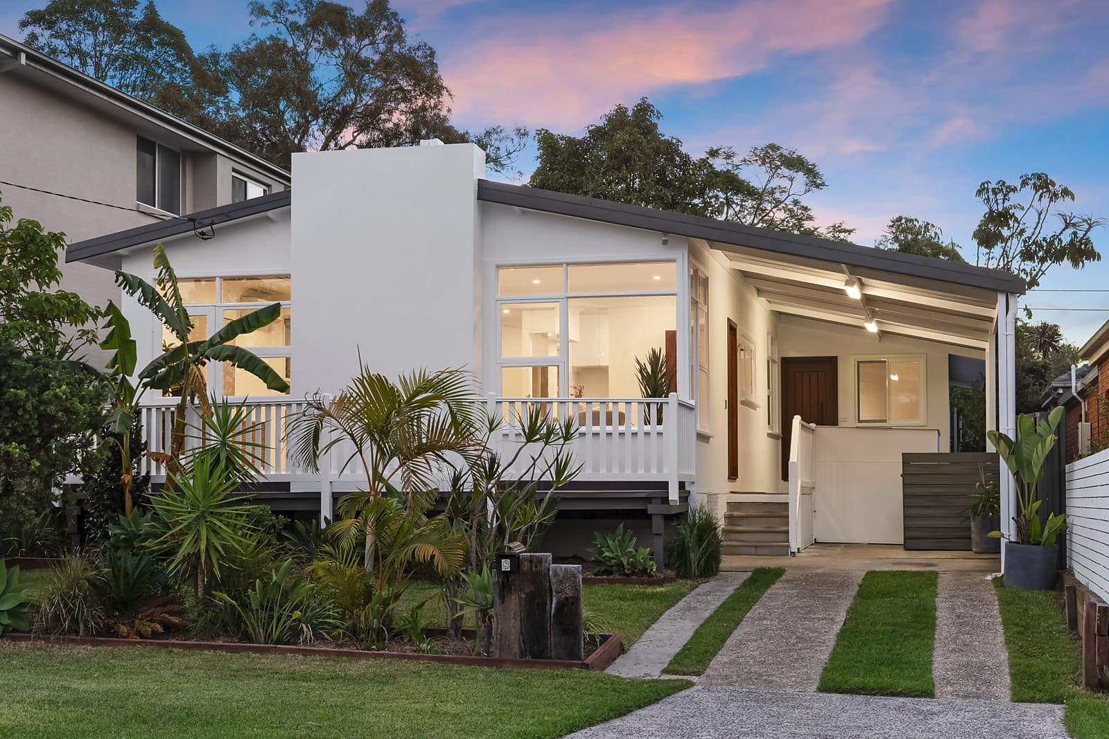 8 Pineview Avenue, Manly Vale, Manly Vale - Thumbnail 3