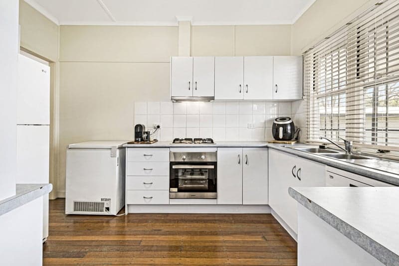 34 Hellen Street                                                                                            
                                                    BALD HILLS, QLD 4036, Bald Hills - Thumbnail 3