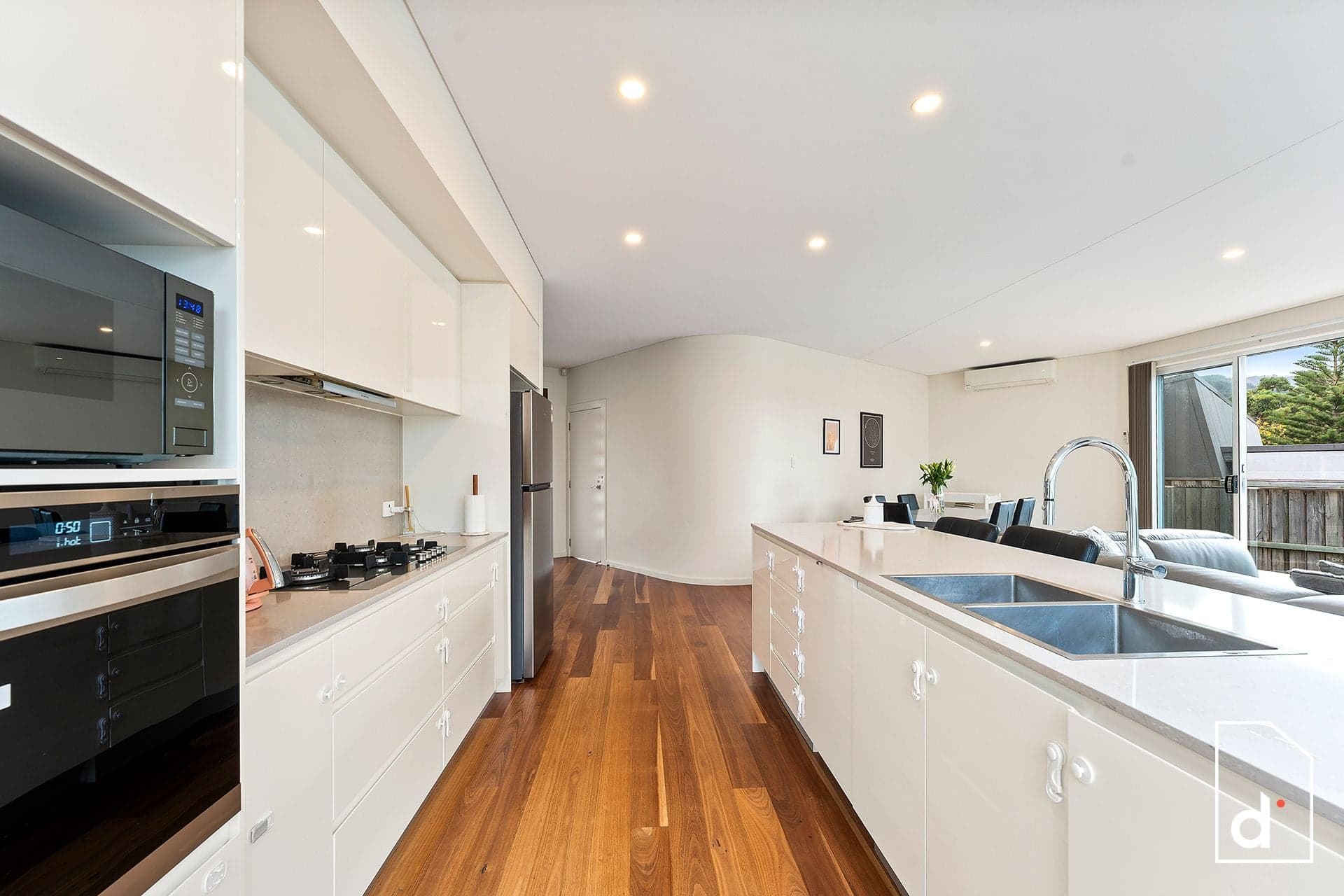 1/33 William Davies Drive, Figtree, NSW 2525, Figtree - Thumbnail 3