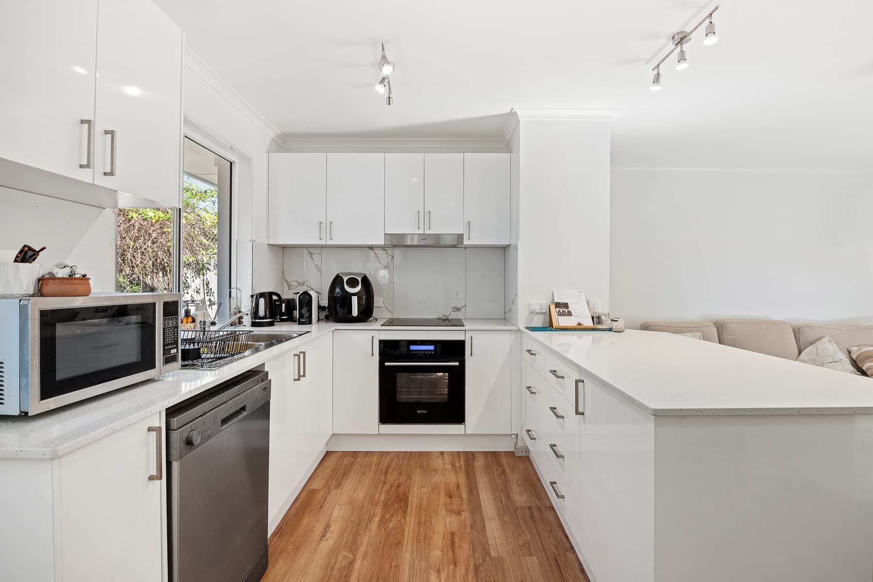 213 Edwards Street, Sunshine Beach, Sunshine Beach - Thumbnail 3