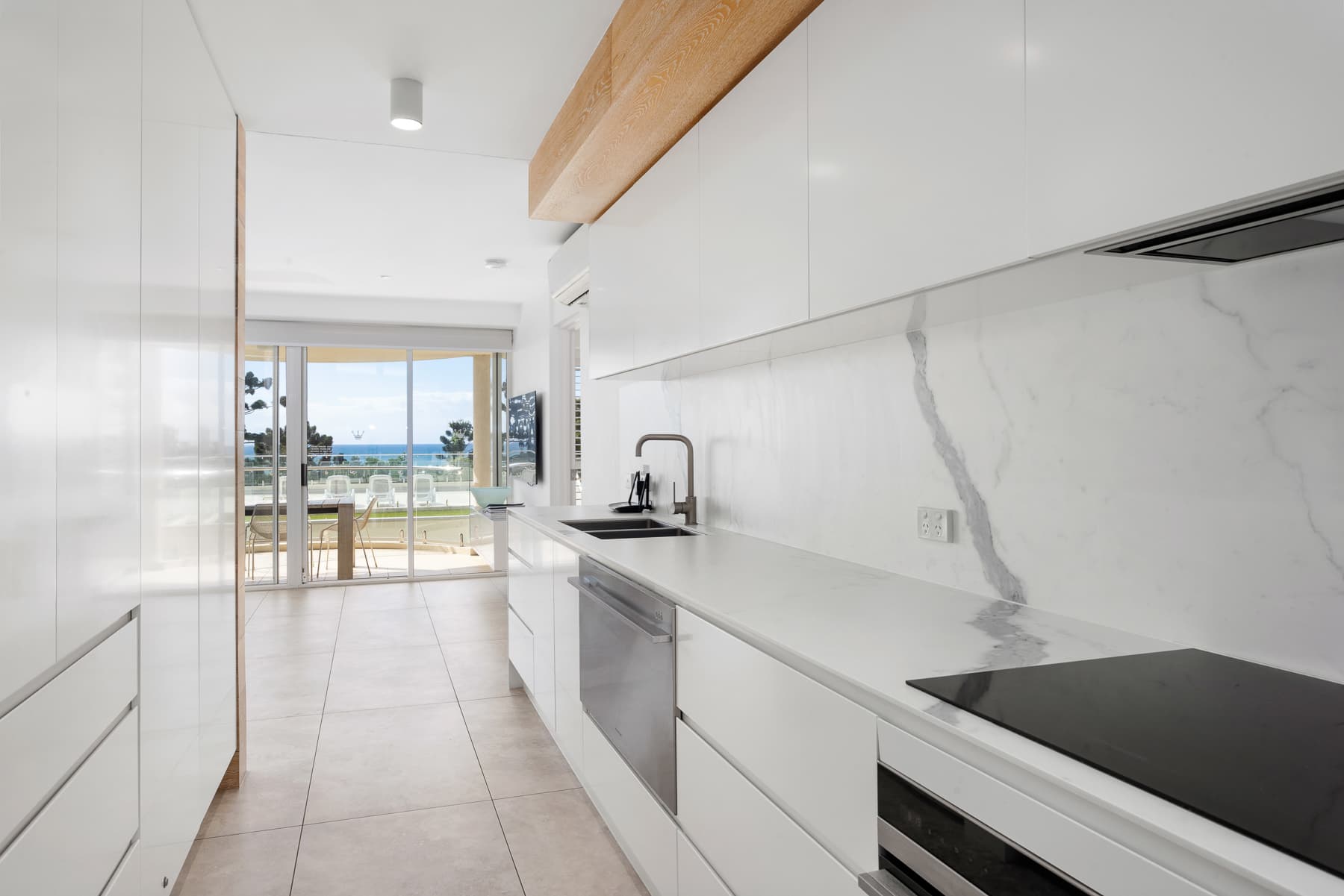 11/2 Noosa Drive, Noosa Heads, Noosa Heads - Thumbnail 4