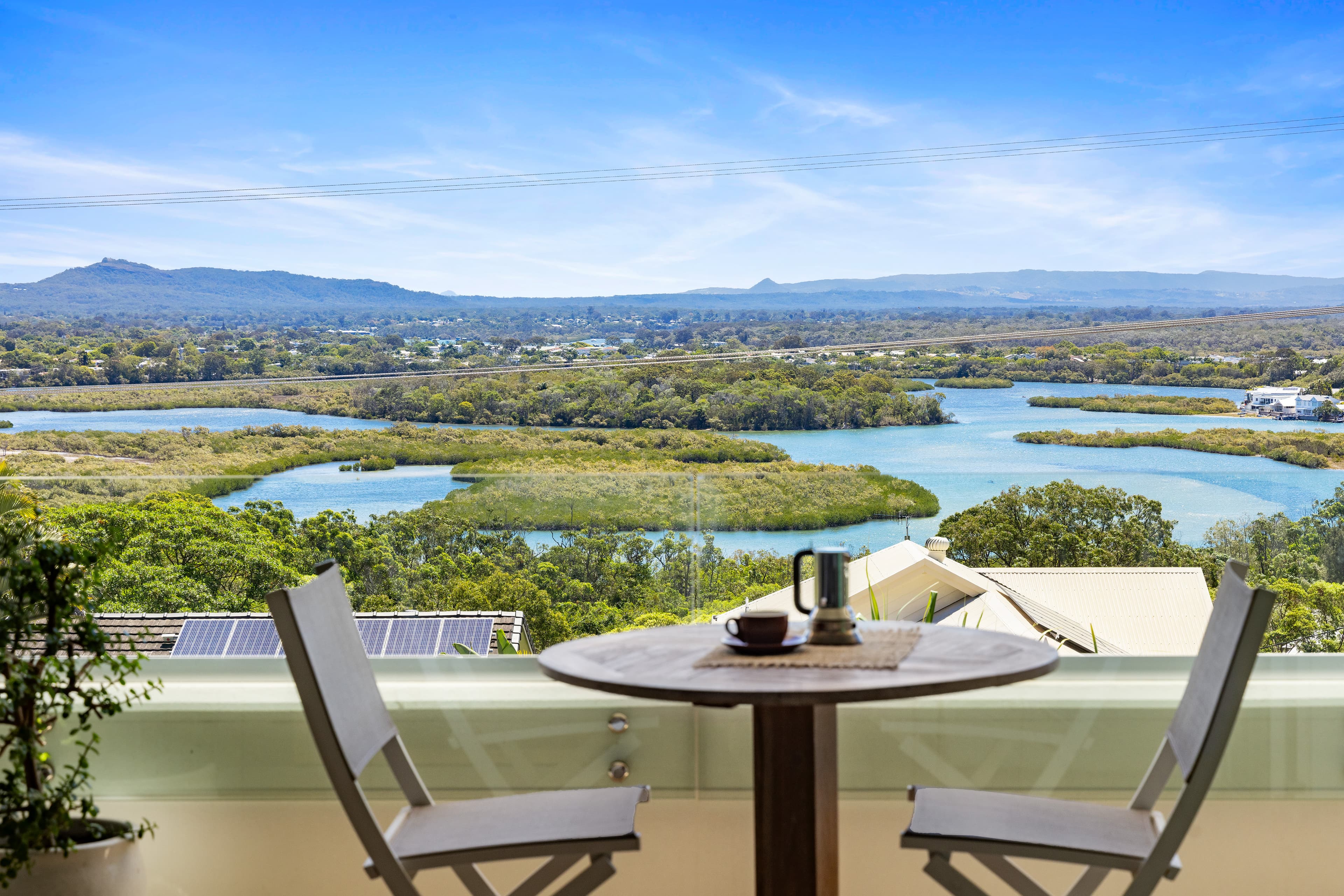 26 Arkana Drive, Noosa Heads, Noosa Heads - Thumbnail 3