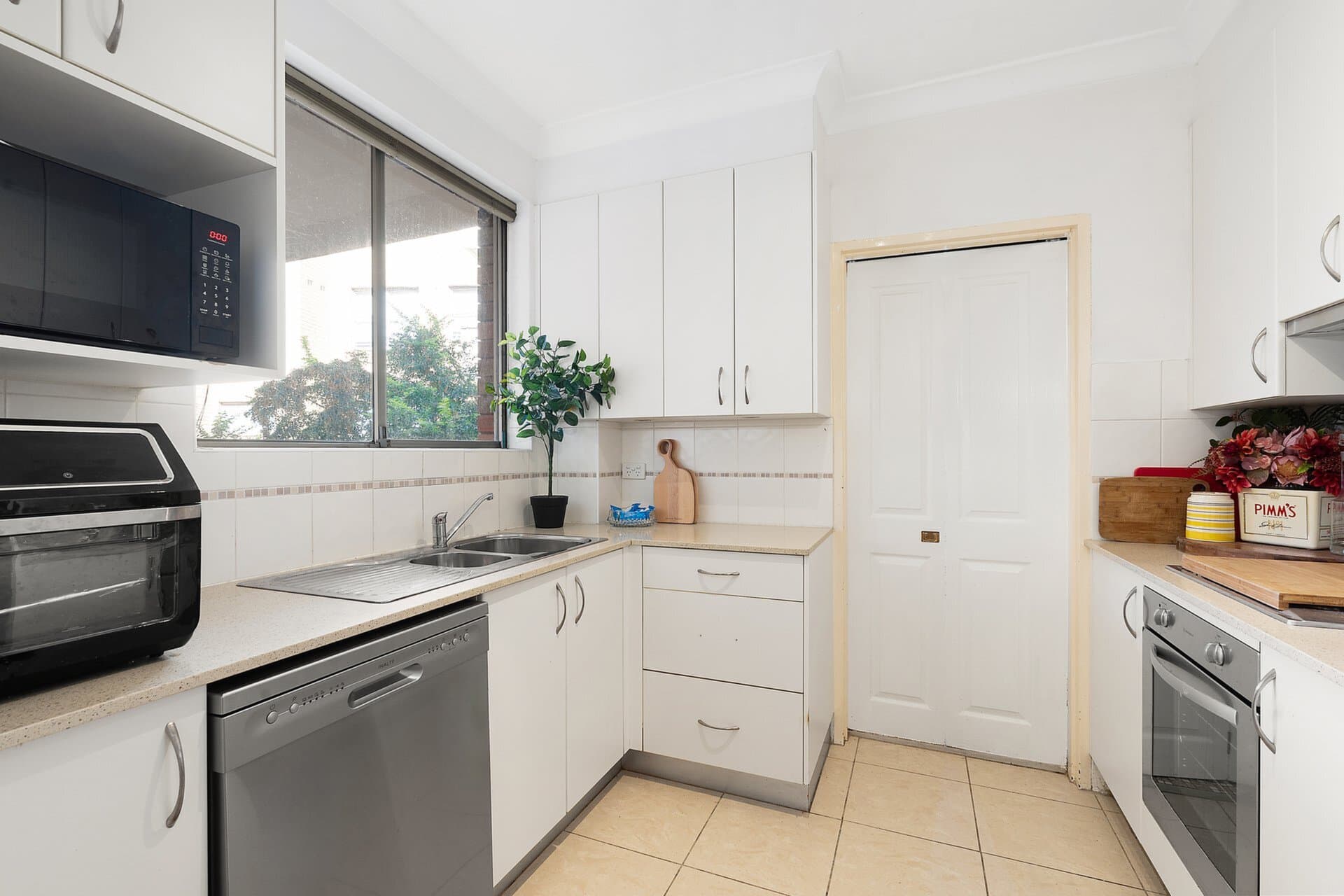 3/17 Wharf Road, Gladesville - Thumbnail 3