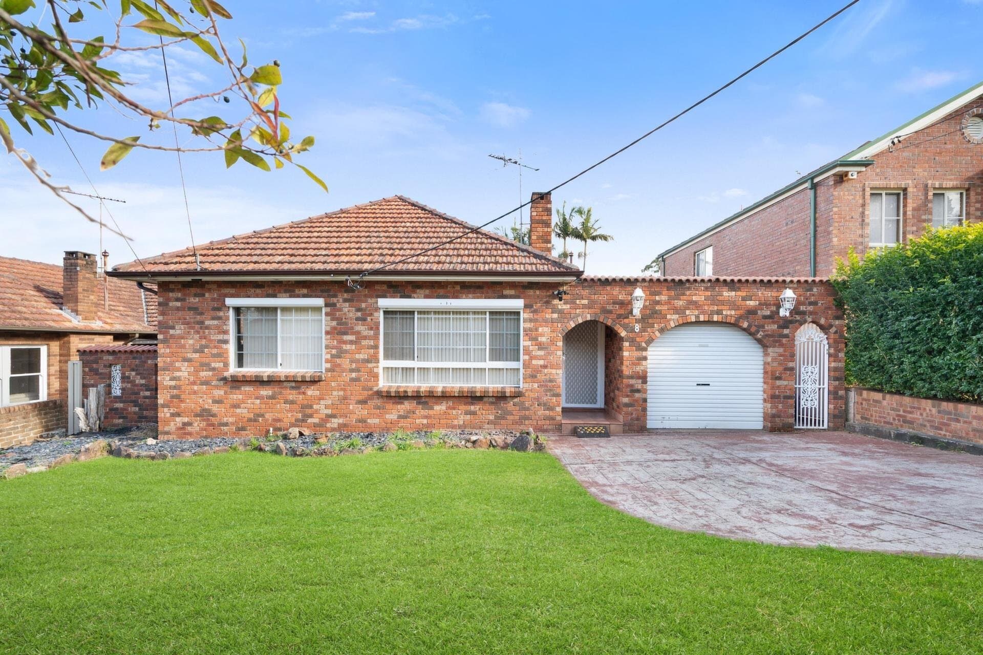8/111-115 Percival Road, Five Dock - Image 1