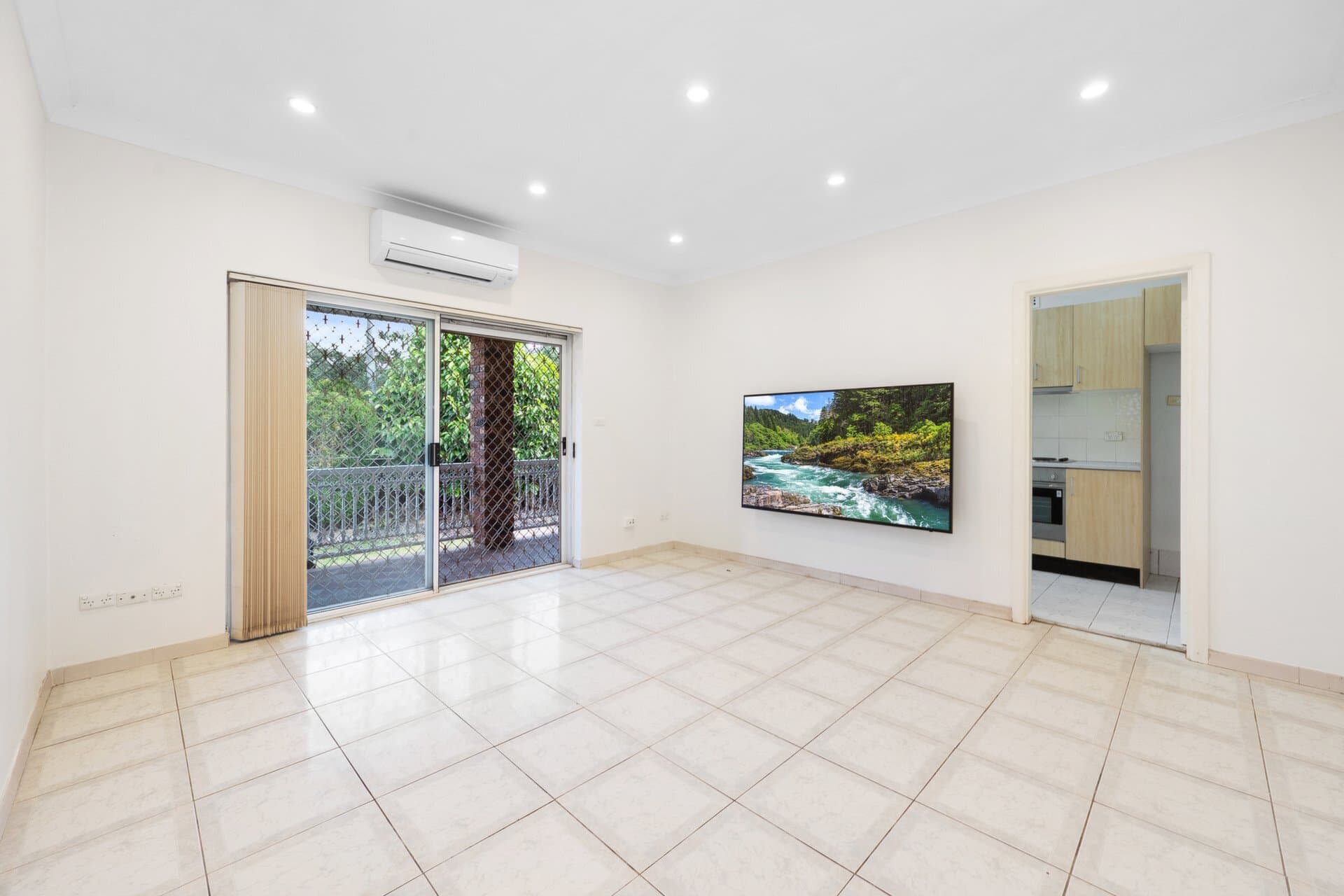 8/111-115 Percival Road, Five Dock - Thumbnail 6
