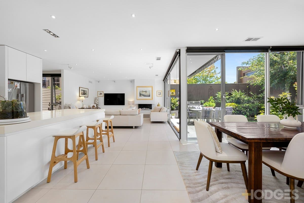3 / 333 Beach Road, Black Rock, VIC, 3193, Black Rock - Thumbnail 2