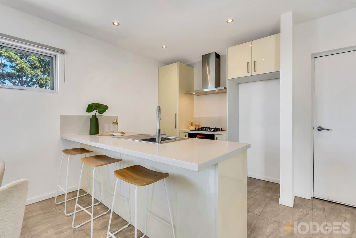 9 / 152 Balcombe Road, Mentone, VIC, 3194, Mentone - Thumbnail 3