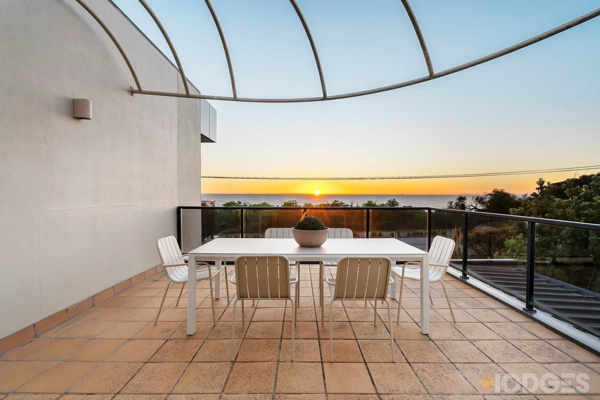 1 / 273 Beach Road, Black Rock, VIC, 3193, Black Rock - Thumbnail 2