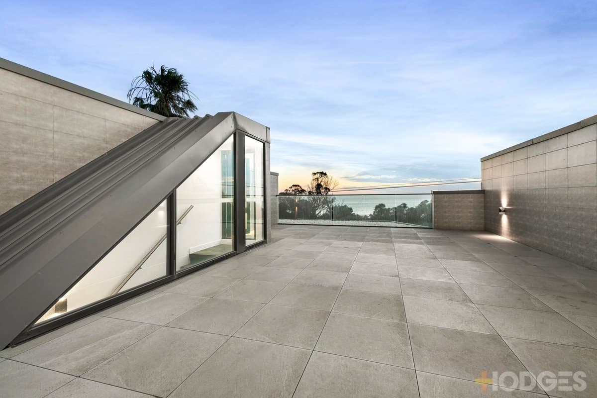 7 / 95 Beach Road, Mentone, VIC, 3194, Mentone - Thumbnail 3