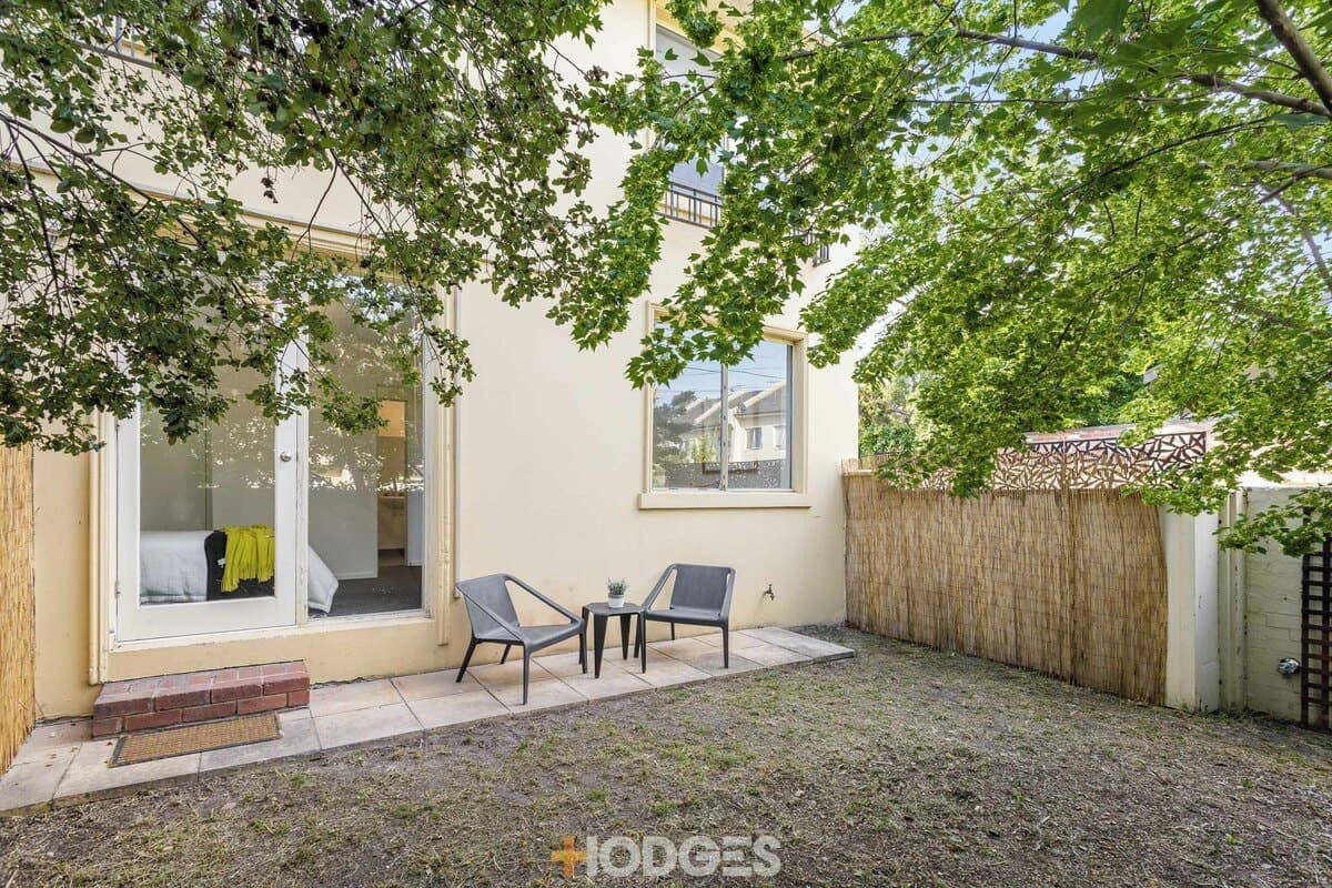 1 / 37 Yambla Street, CLIFTON HILL, VIC, 3068, Clifton Hill - Thumbnail 2