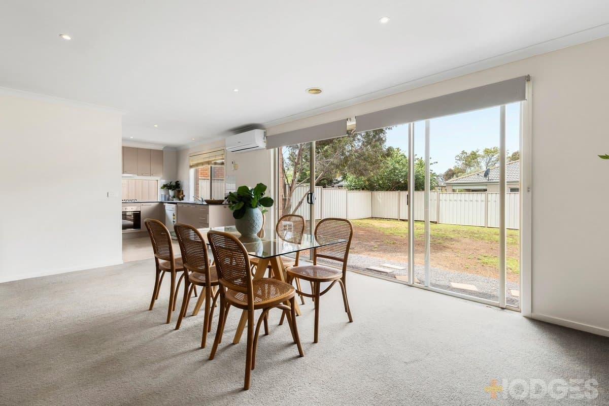 24 Mallow Street, Brookfield, VIC, 3338, Brookfield - Thumbnail 6