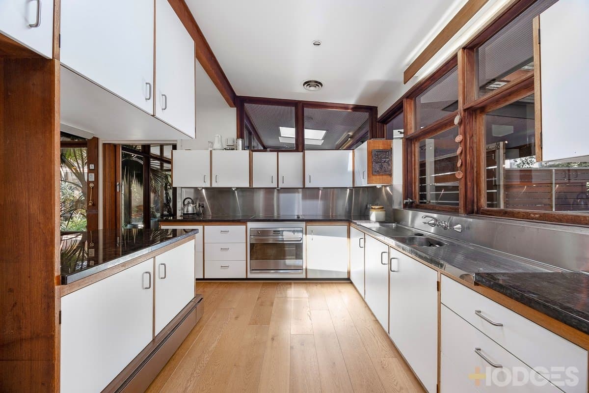 7 Coral Avenue, Beaumaris, VIC, 3193, Beaumaris - Thumbnail 8