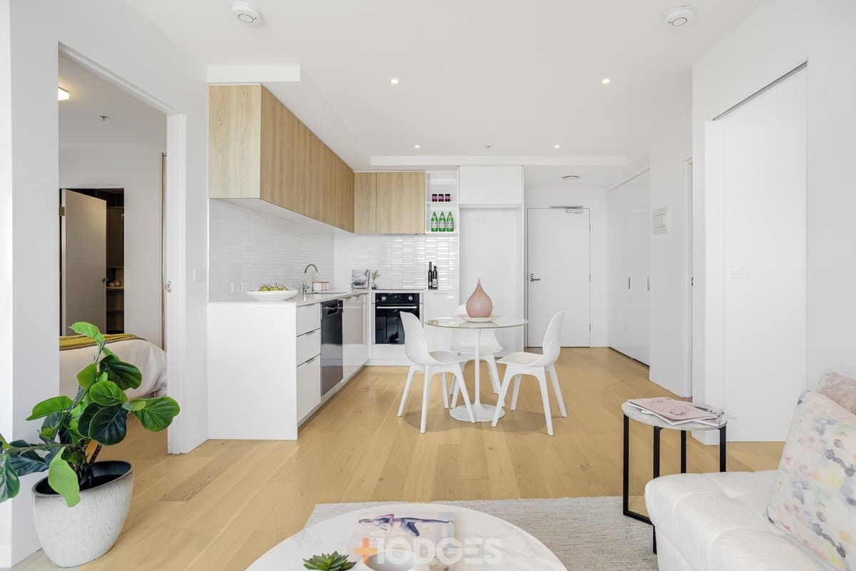 2408 / 3-5 St Kilda Road, St Kilda, VIC, 3182, St Kilda - Thumbnail 4