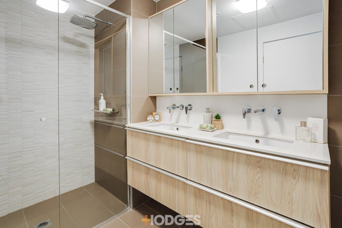 2408 / 3-5 St Kilda Road, St Kilda, VIC, 3182, St Kilda - Thumbnail 7