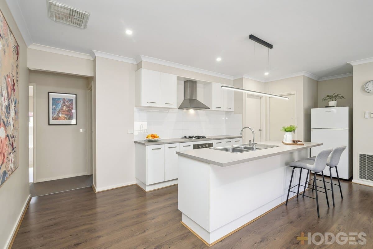 4 Kirribilli Crescent, Wallan, VIC, 3756, Wallan - Thumbnail 3