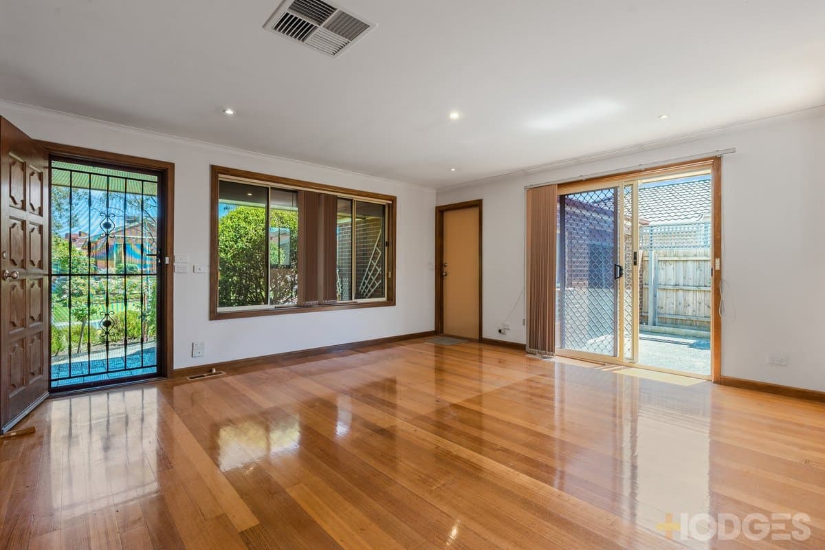 37 Applewood Drive, Knoxfield, VIC, 3180, Knoxfield - Thumbnail 5