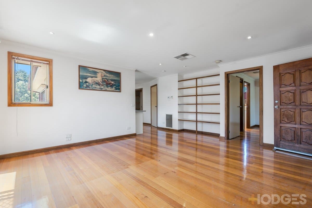 37 Applewood Drive, Knoxfield, VIC, 3180, Knoxfield - Thumbnail 6