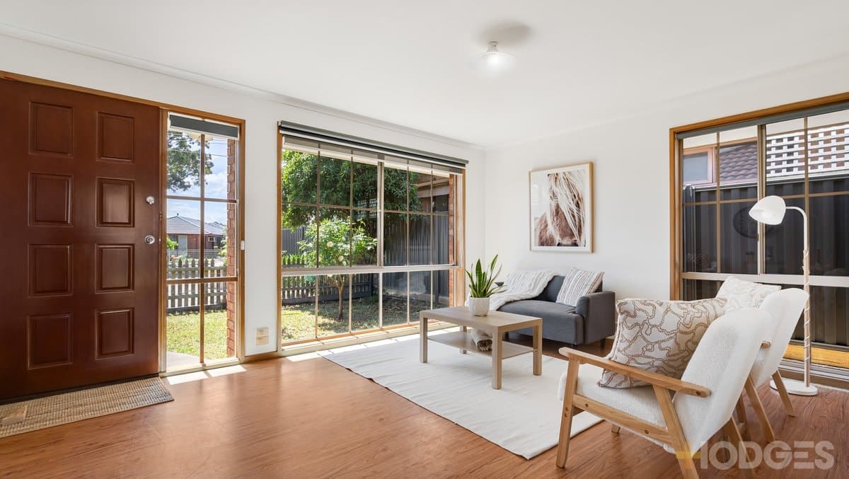 2 / 1 Regis Close, Werribee, VIC, 3030, Werribee - Thumbnail 2