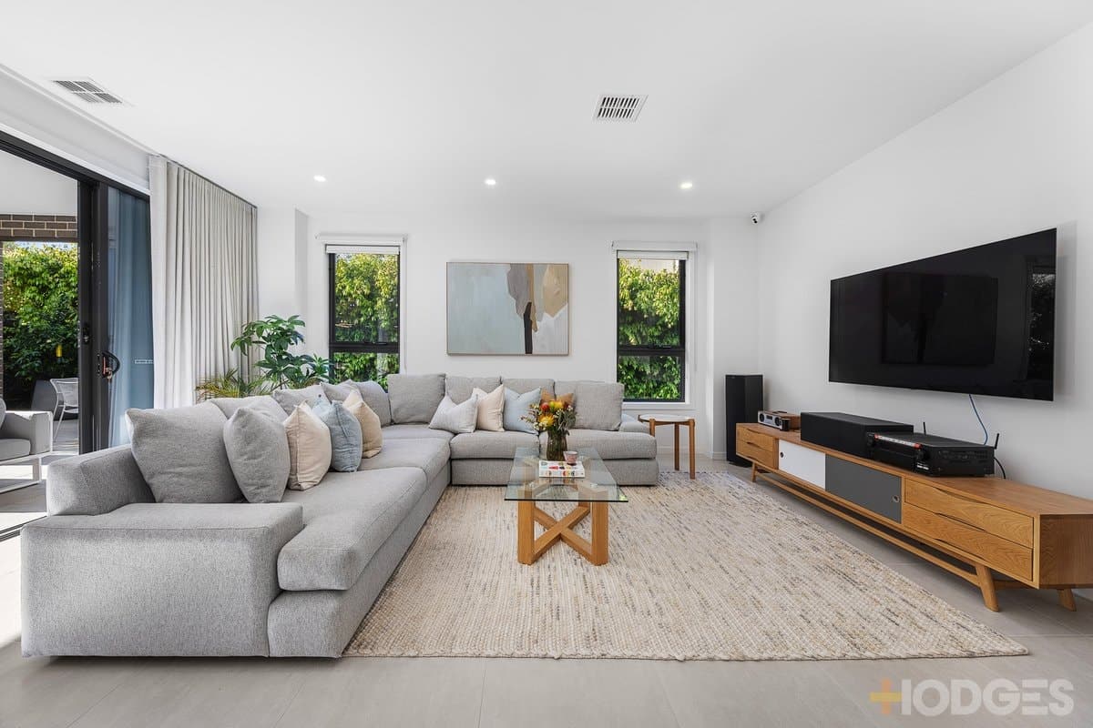 7 Tulip Street, Black Rock, VIC, 3193, Black Rock - Thumbnail 3
