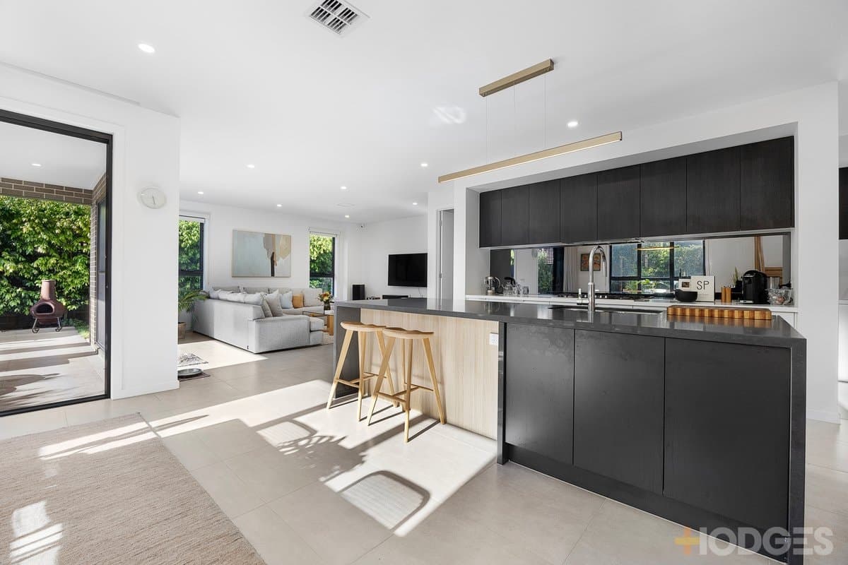 7 Tulip Street, Black Rock, VIC, 3193, Black Rock - Thumbnail 7