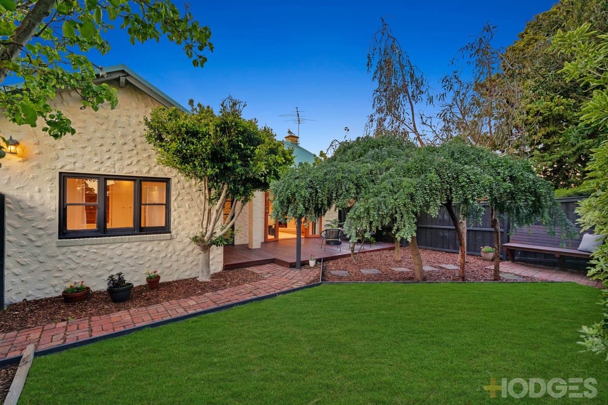 1 / 19 Sunray Avenue, Cheltenham, VIC, 3192, Cheltenham - Thumbnail 2