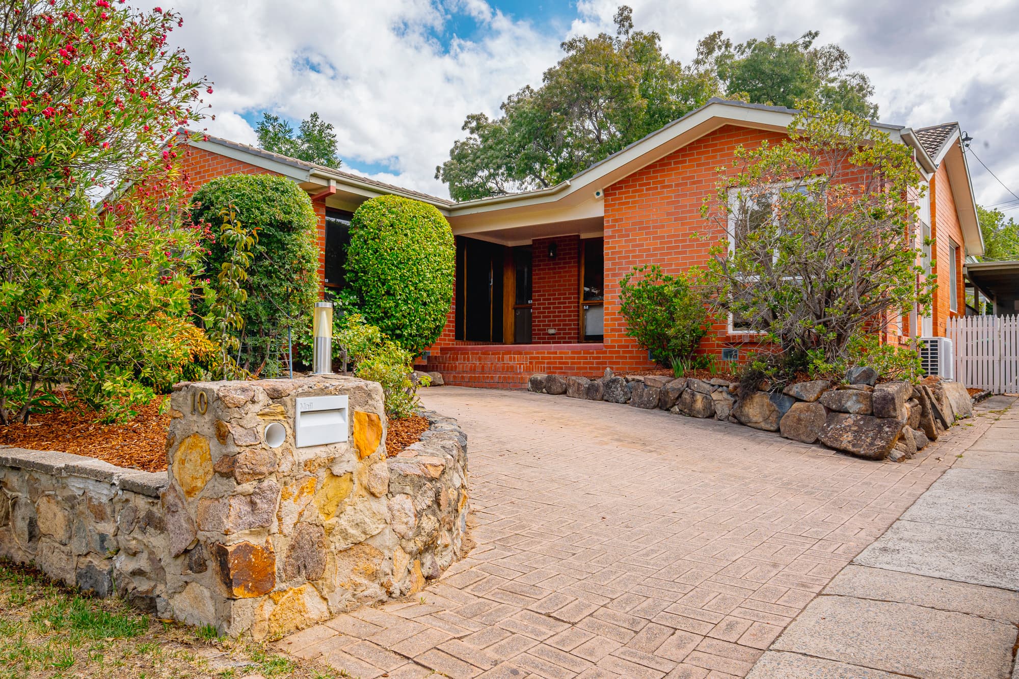 10 Givens Street, Pearce ACT 2607, Pearce - Image 1