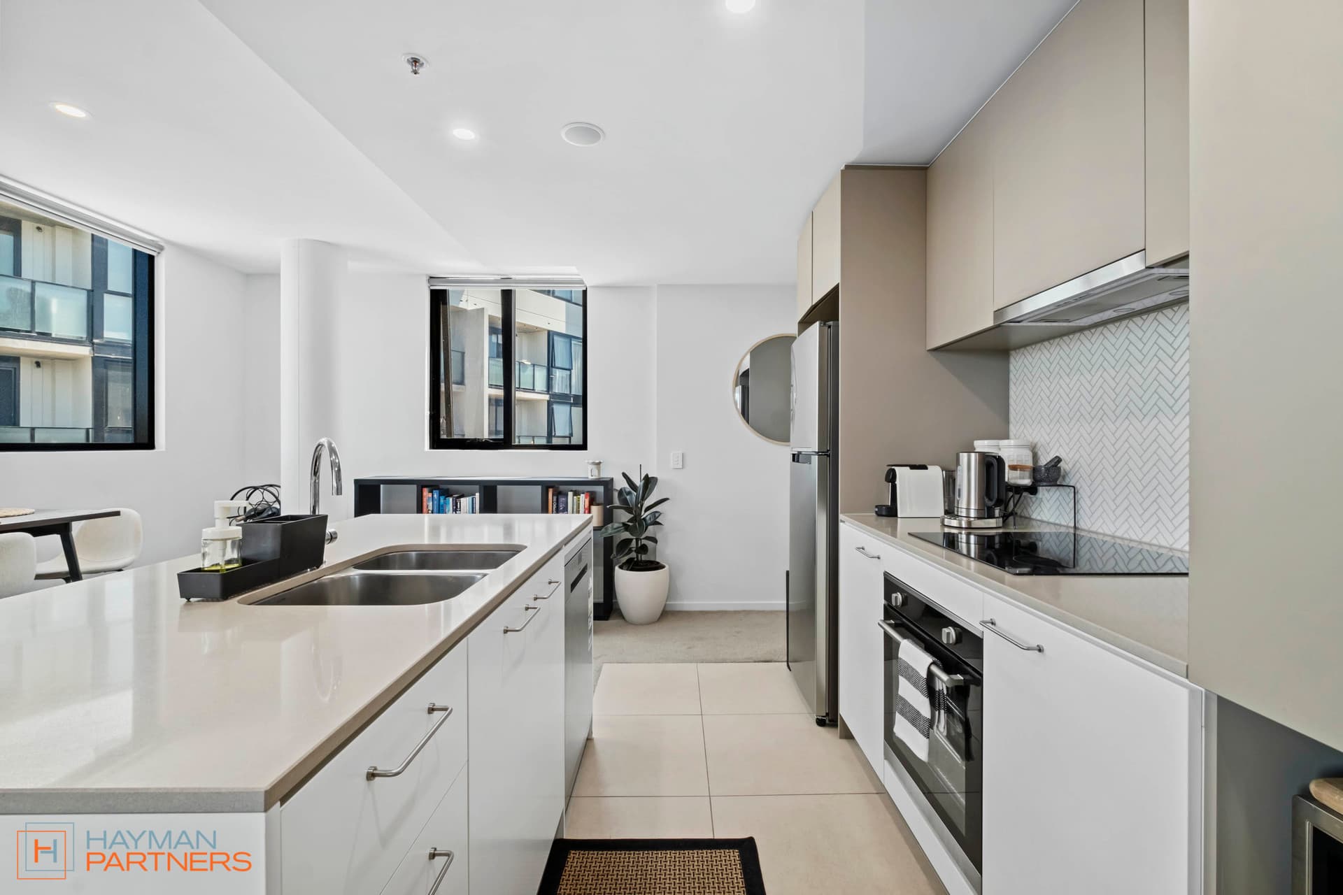406/26 Cynthea Teague Crescent, Greenway ACT 2900, Greenway - Thumbnail 2
