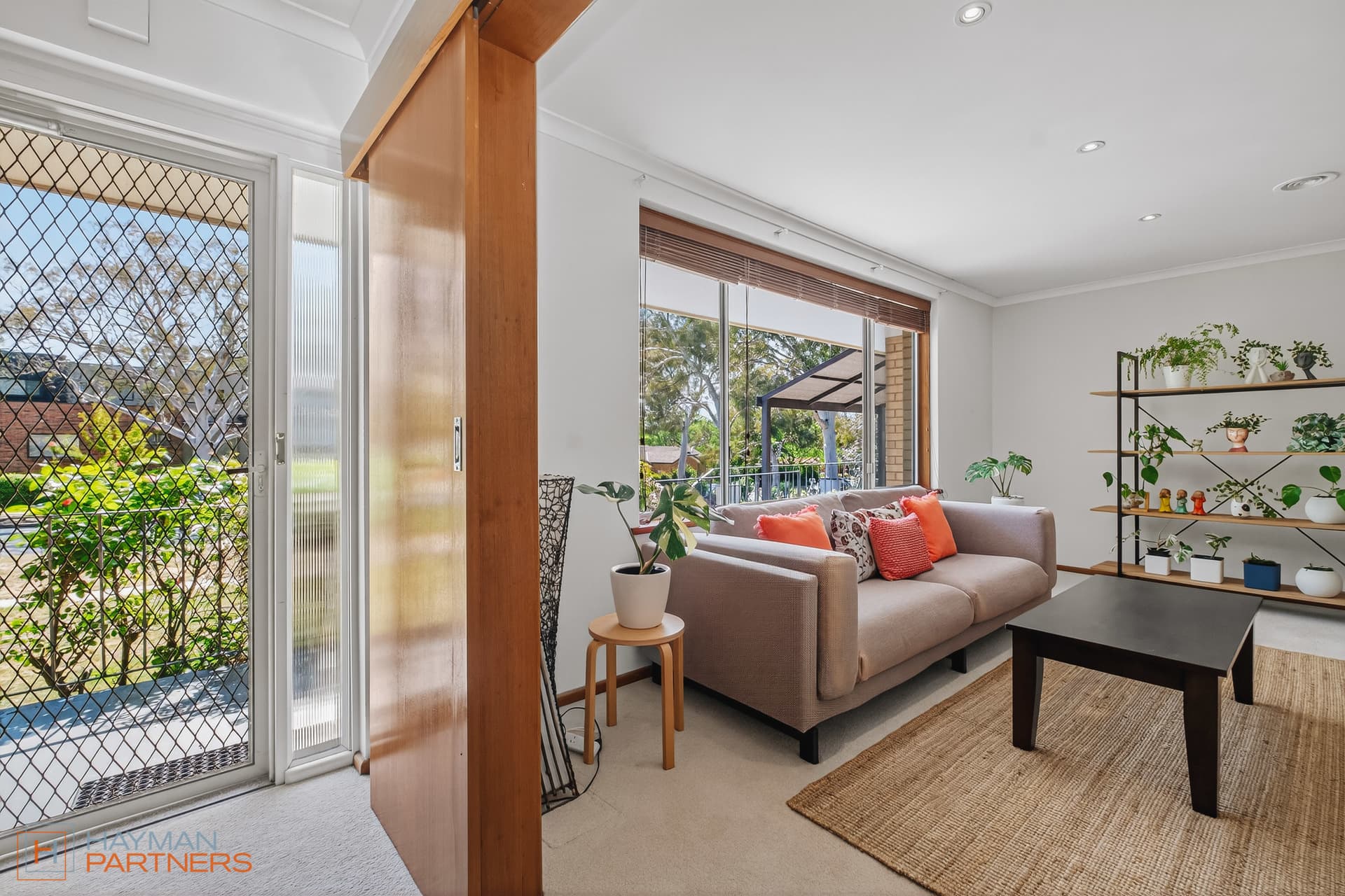 98 Macfarland Crescent, Pearce ACT 2607, Pearce - Thumbnail 2