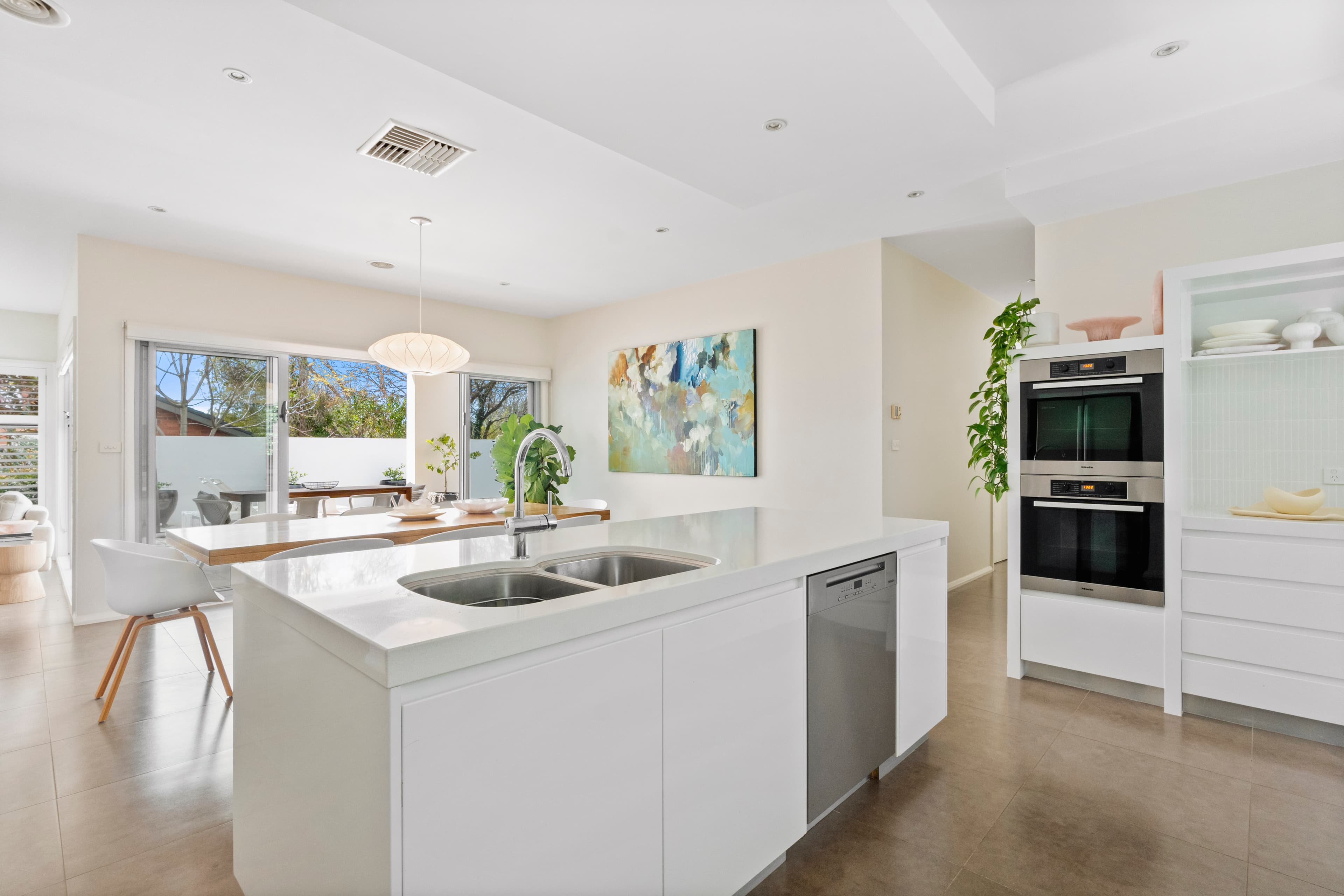 26 Robertson Street, Curtin ACT 2605, Curtin - Thumbnail 7