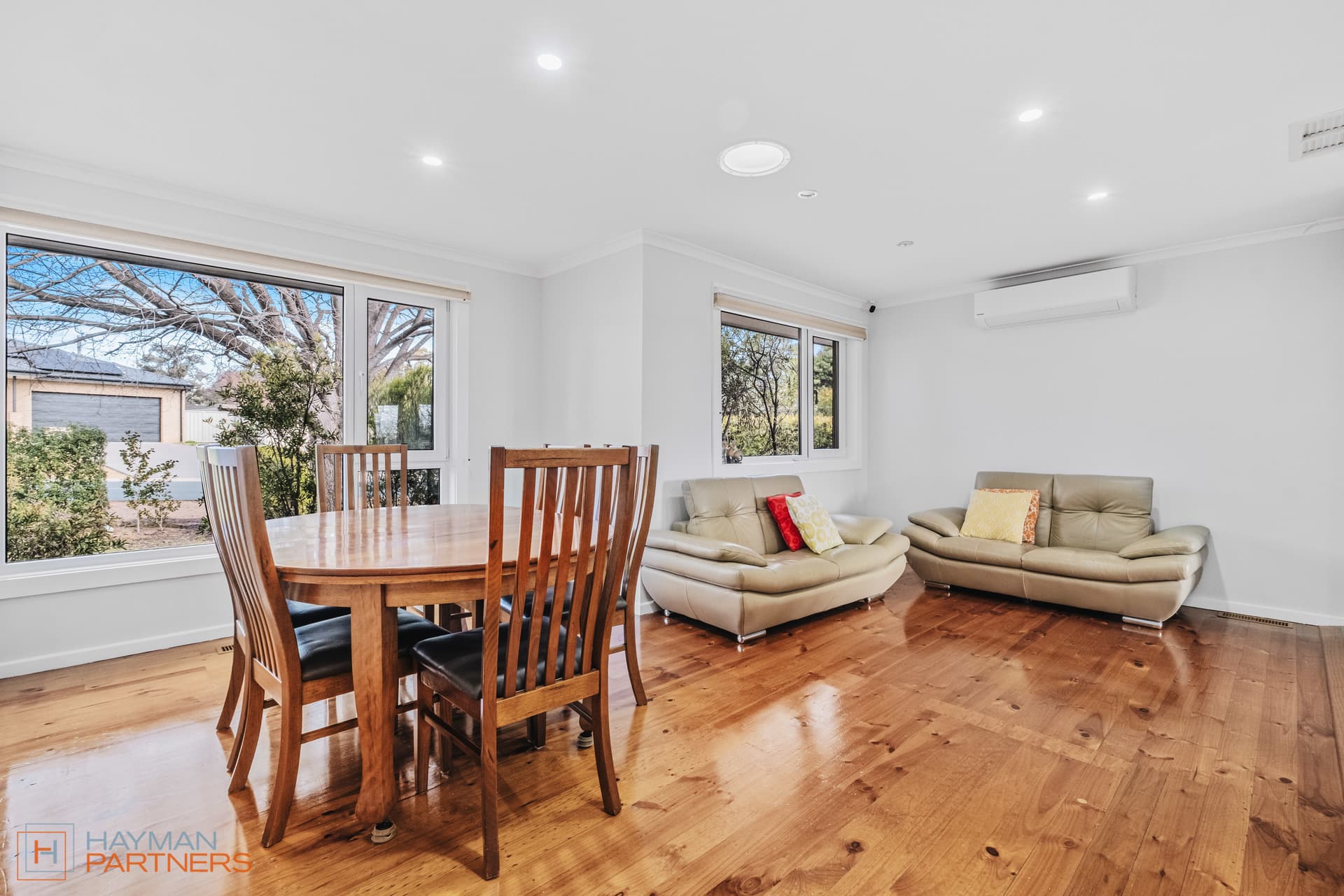 35 Pennefather Street, Higgins ACT 2615, Higgins - Thumbnail 2