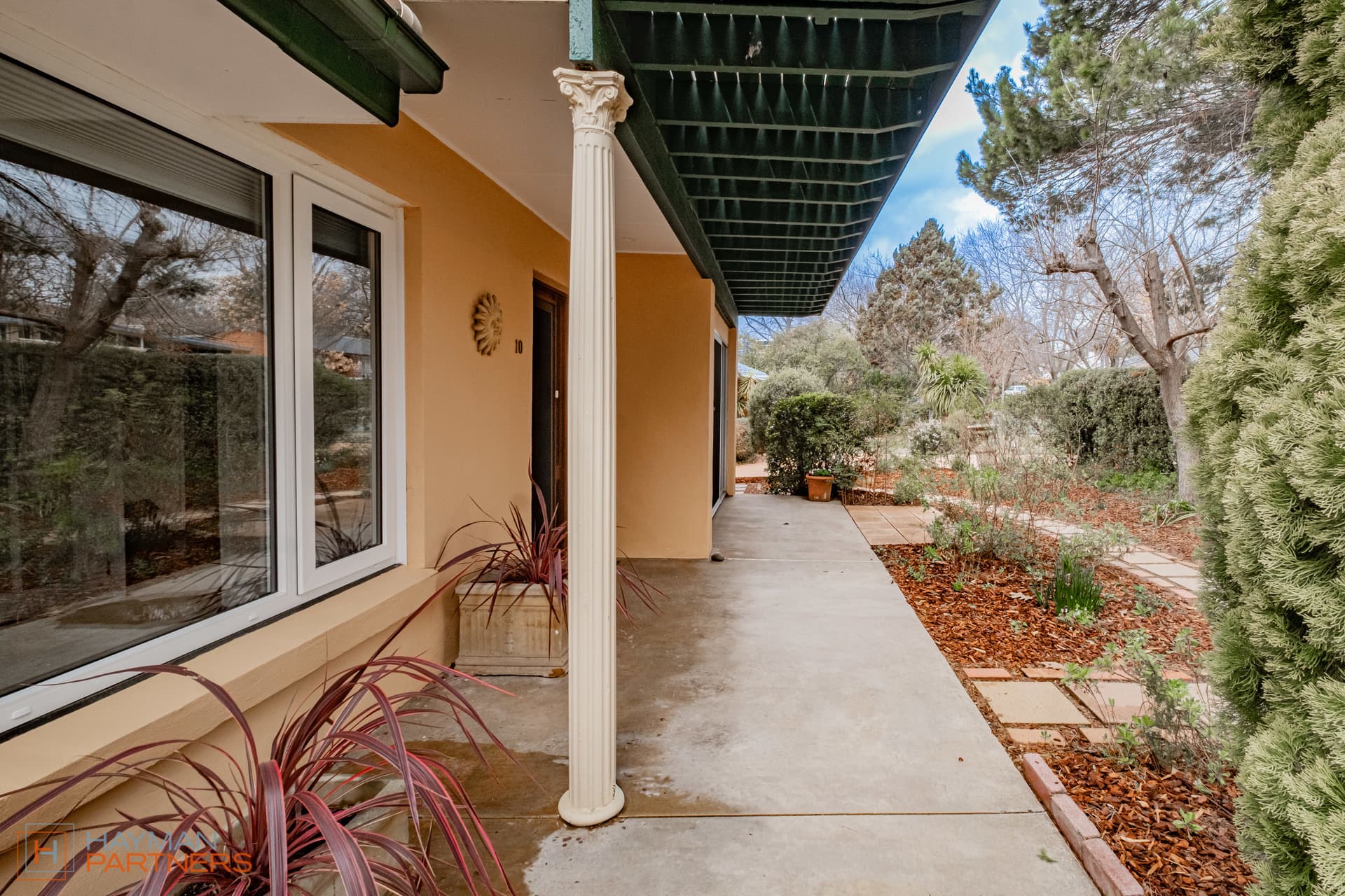 10 Macalister Crescent, Curtin ACT 2605, Curtin - Thumbnail 2