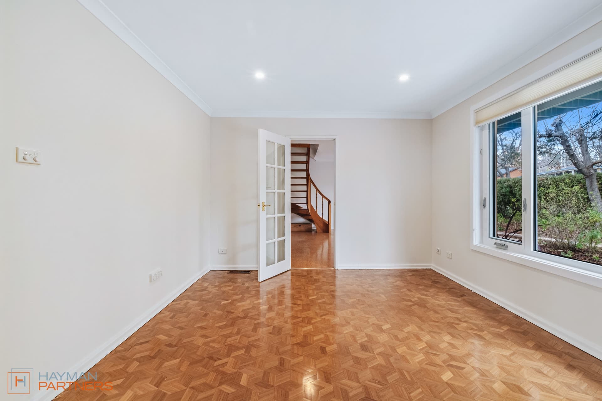10 Macalister Crescent, Curtin ACT 2605, Curtin - Thumbnail 5