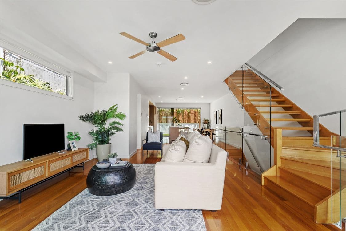 38 Middle Street, HIGHGATE HILL, QLD 4101, Highgate Hill - Thumbnail 3
