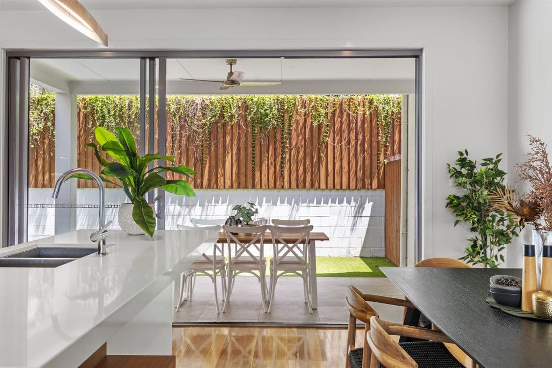 38 Middle Street, HIGHGATE HILL, QLD 4101, Highgate Hill - Thumbnail 4