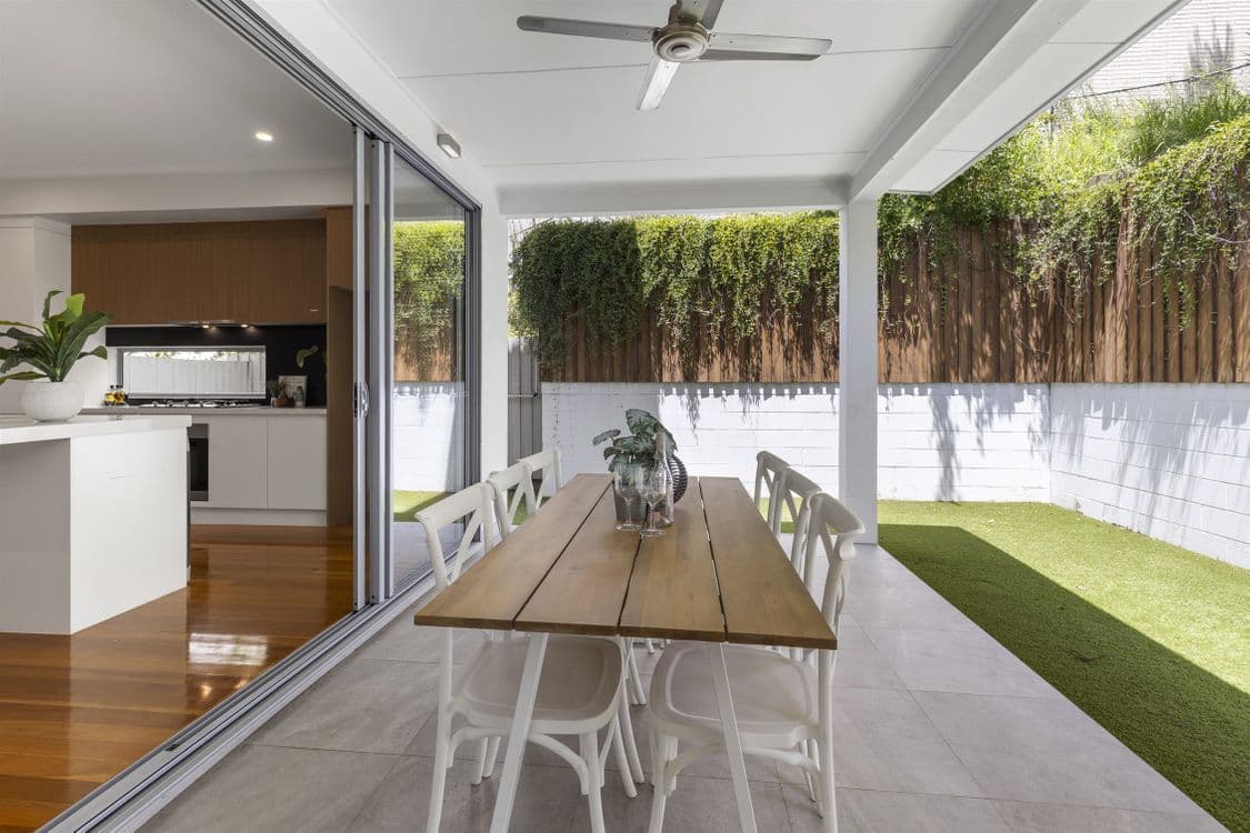 38 Middle Street, HIGHGATE HILL, QLD 4101, Highgate Hill - Thumbnail 5