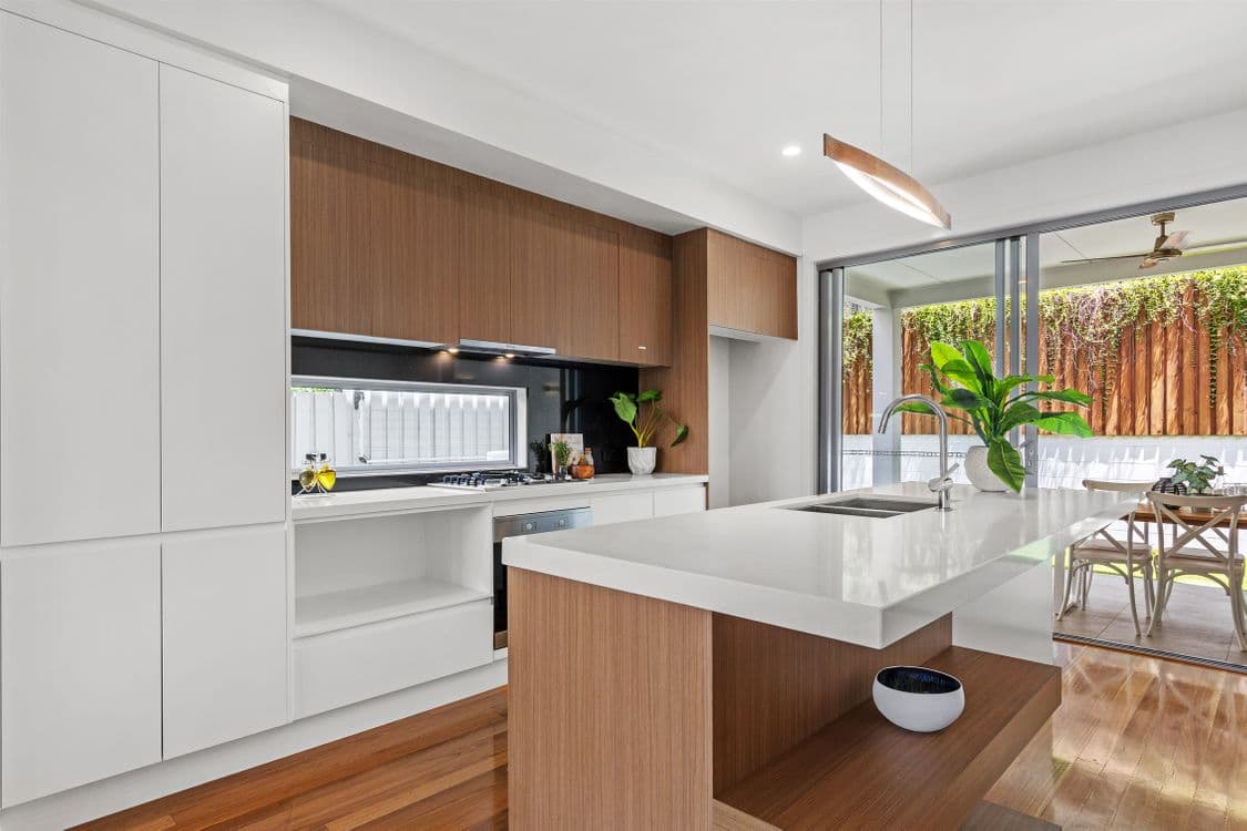 38 Middle Street, HIGHGATE HILL, QLD 4101, Highgate Hill - Thumbnail 8