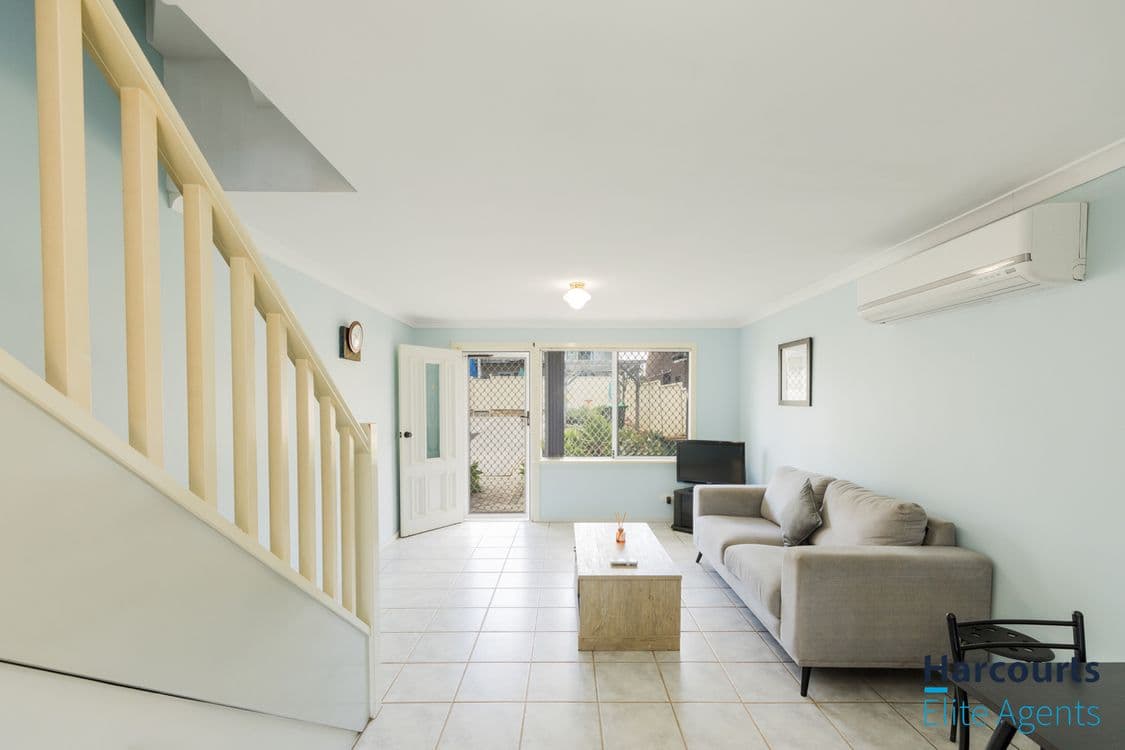 7/52 Kent Street, ROCKINGHAM, WA 6168, Rockingham - Thumbnail 3