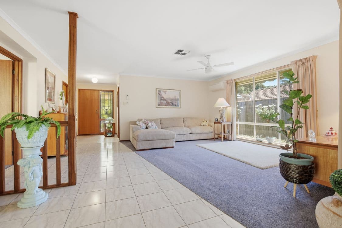 13 Stonebridge Drive, ABERFOYLE PARK, SA 5159, Aberfoyle Park - Thumbnail 4