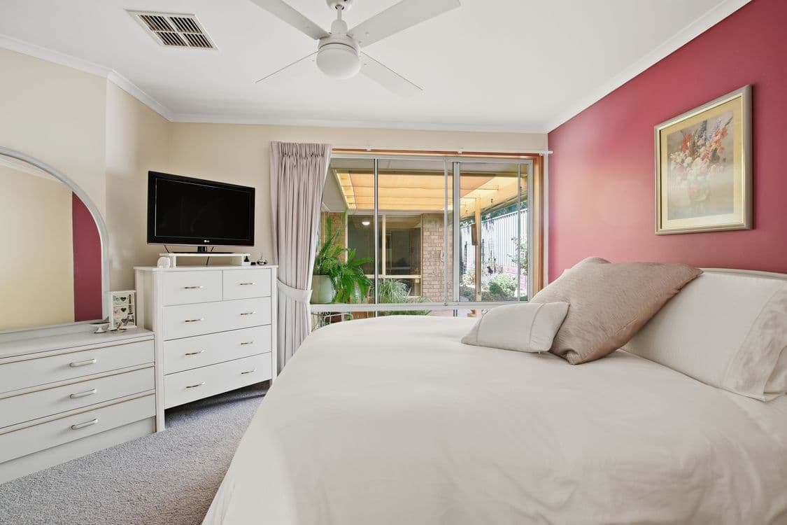 13 Stonebridge Drive, ABERFOYLE PARK, SA 5159, Aberfoyle Park - Thumbnail 7