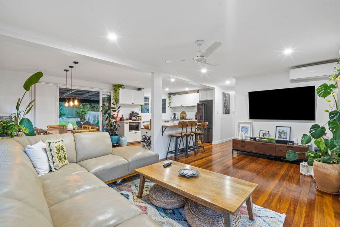 82 Ringrose Street, Stafford Heights, QLD 4053, Stafford Heights - Thumbnail 6