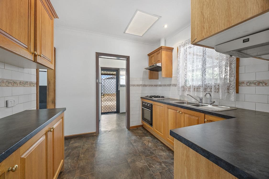 9 Moorong Road, O'SULLIVAN BEACH, SA 5166, O'Sullivan Beach - Thumbnail 7