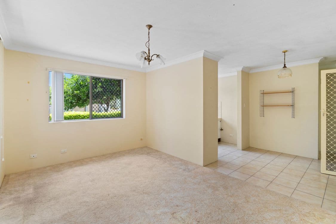 1/11 Galway Street, GREENSLOPES, QLD 4120, Greenslopes - Thumbnail 2