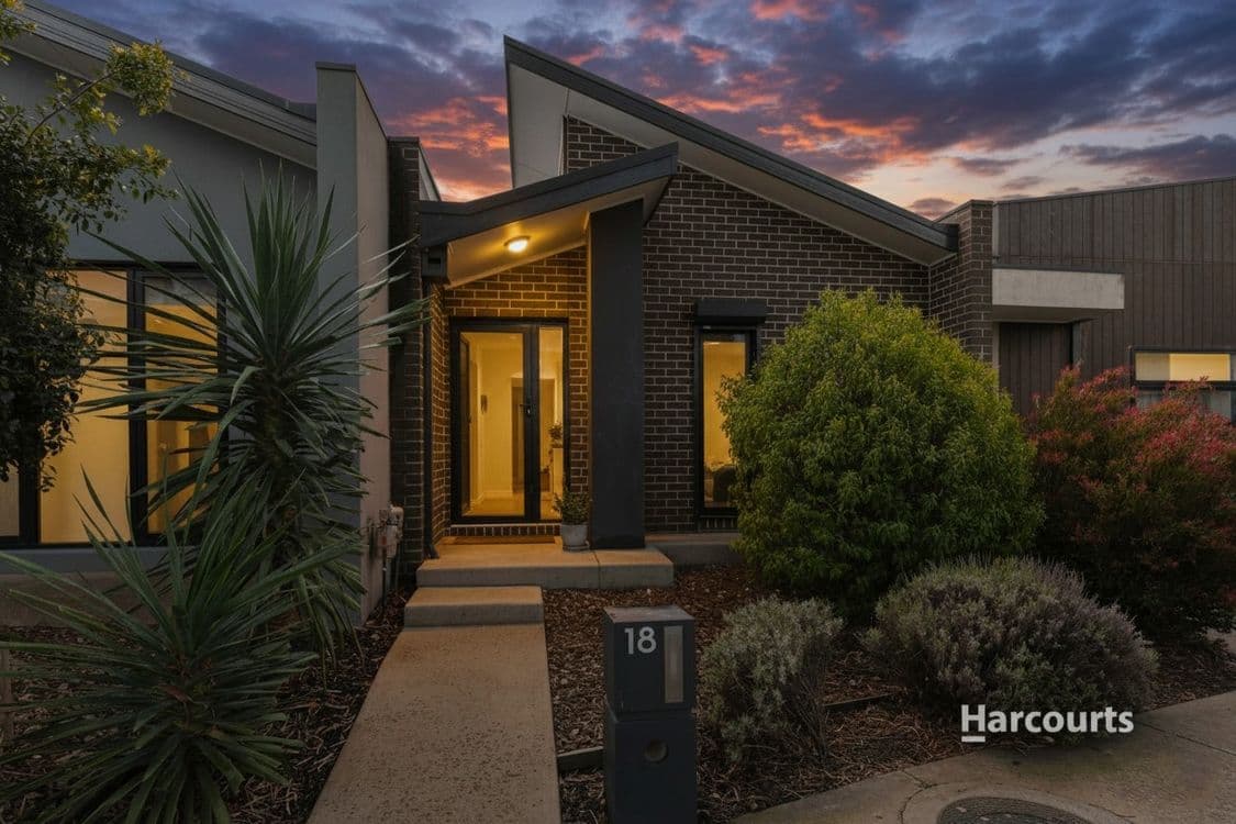 9810/18 Lexington Crescent, Officer, VIC 3809, Officer - Image 1