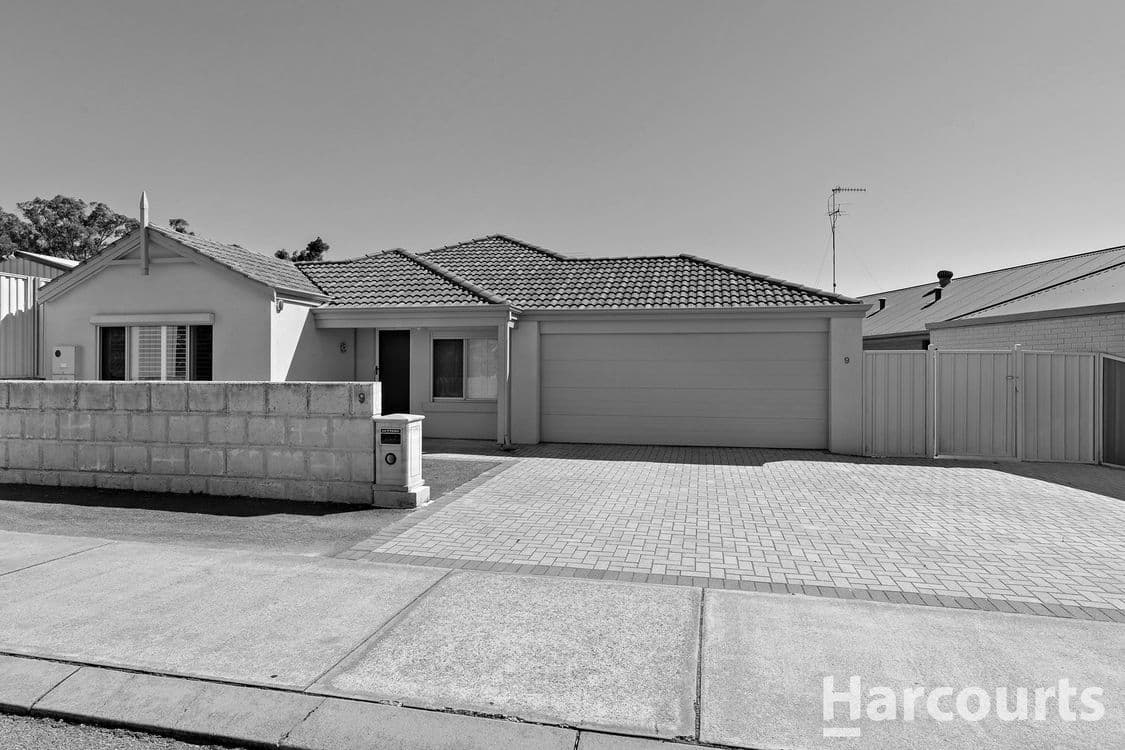 9 Ipswich Parkway, GREENFIELDS, WA 6210, Greenfields - Image 1