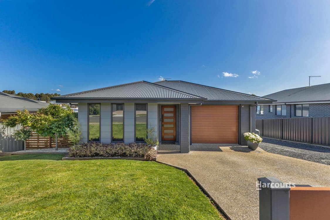 8 Bowman Drive, PENGUIN, TAS 7316, Penguin - Image 1