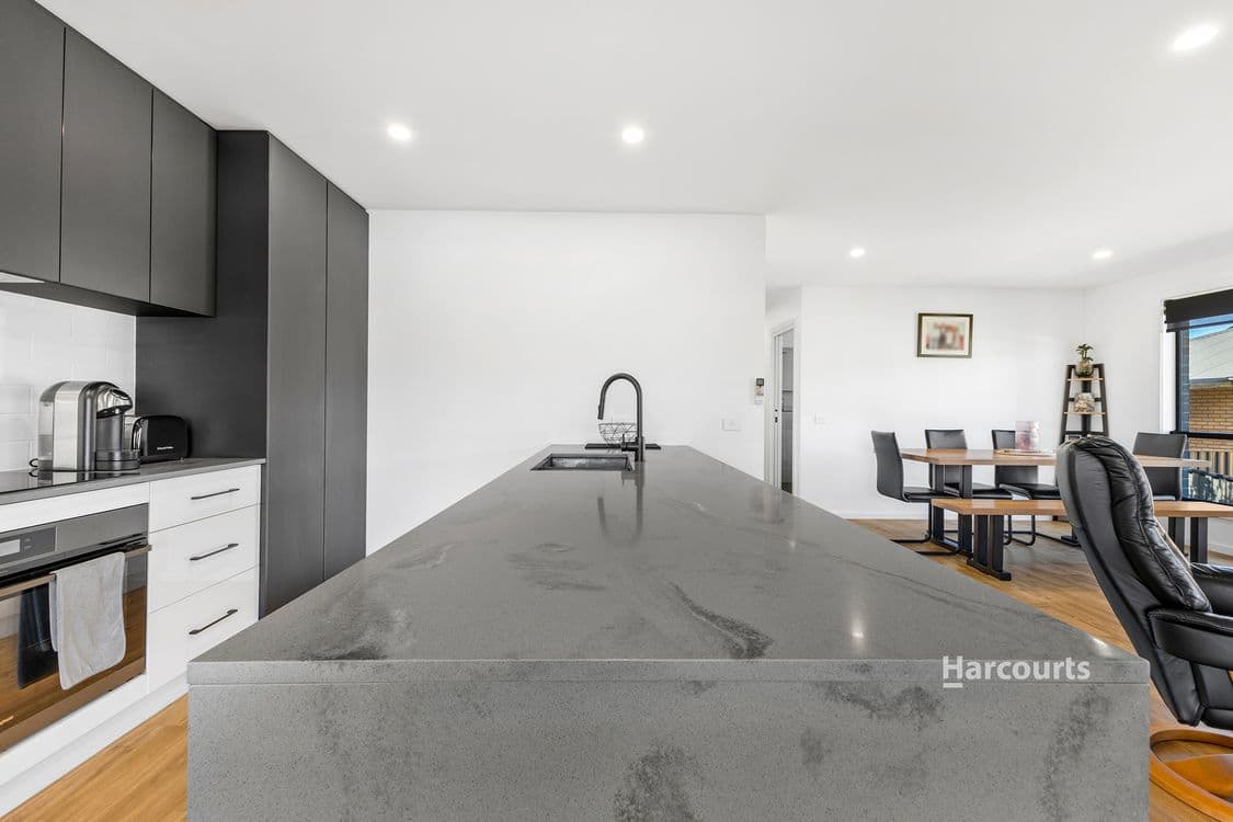 8 Bowman Drive, PENGUIN, TAS 7316, Penguin - Thumbnail 4
